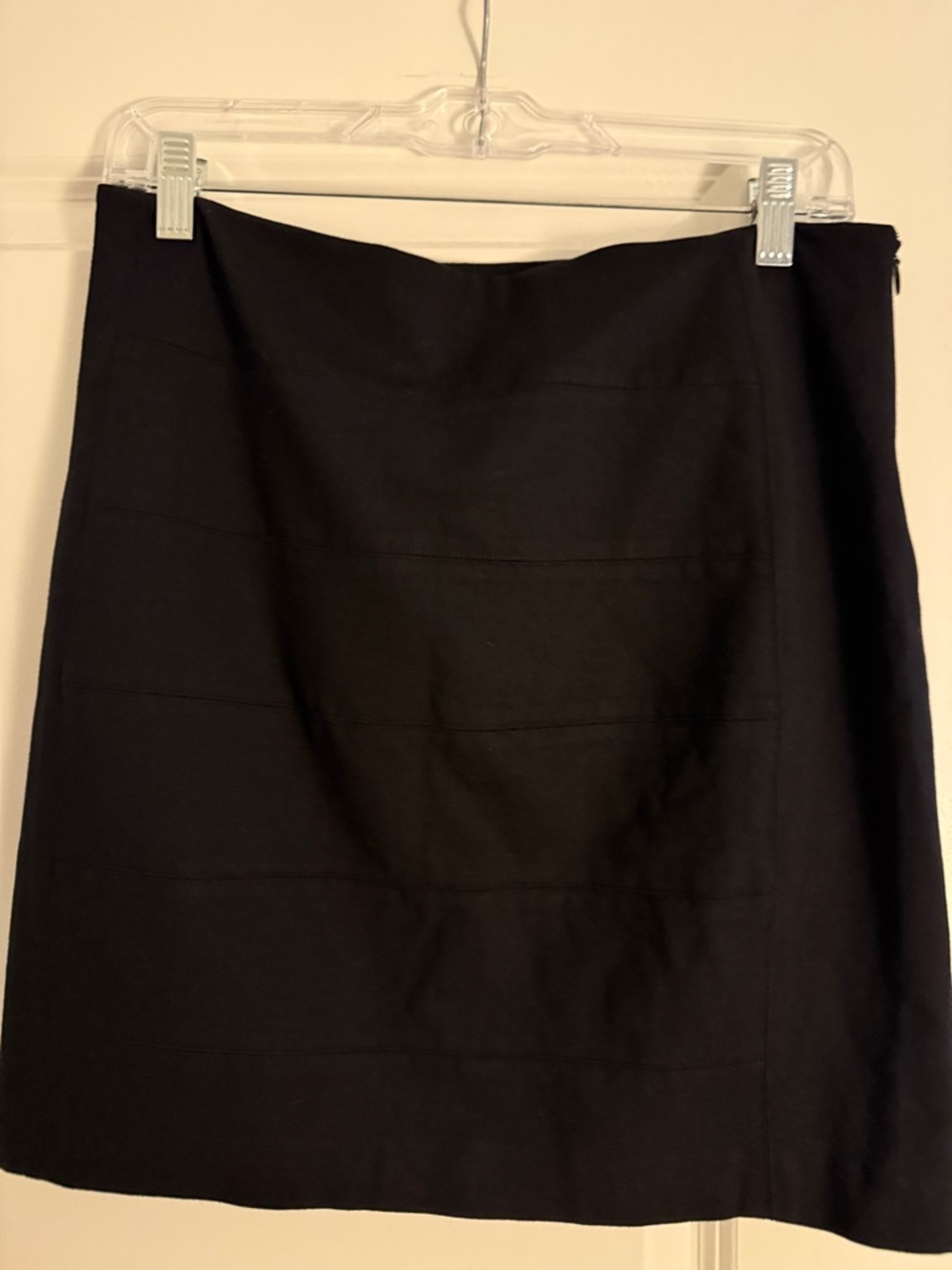Vince Black stretchy banded Skirt